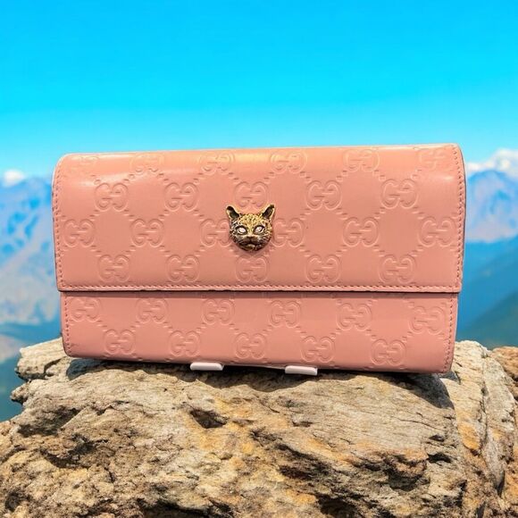 Gucci
GG Signature Leather Continental Wallet - Picture 1 of 8